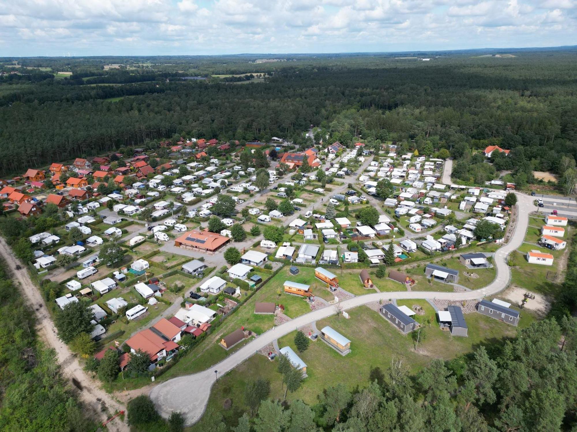 Ferienpark Auf Dem Simpel - Heide-Lodge 1 سولتو المظهر الخارجي الصورة